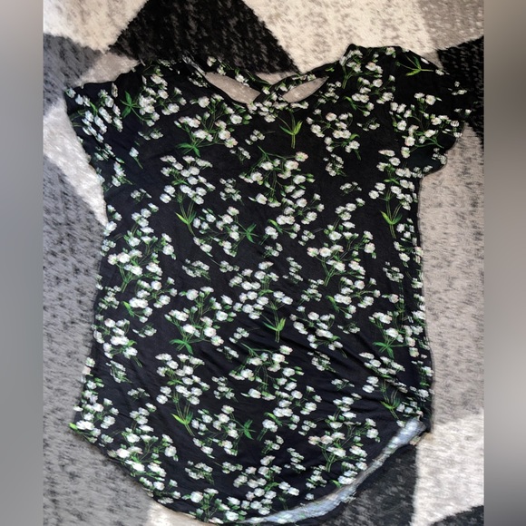 Hippie Rose Tops - Black floral blouse